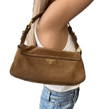 Bolsa de ombro PRADA vintage logotipo marrom dourado camurça ímã de etiqueta de bagagem comprar usado  Enviando para Brazil