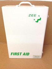 Kit de primeiros socorros Zee+ 9027 ANSI ISEA Z308.1-2009 armário de parede 13 bolsos branco 23" comprar usado  Enviando para Brazil
