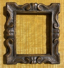 Cornice antica xvi usato Cornice antica xvi usato  San Gemini