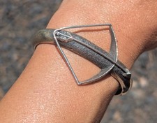 Bracelete de punho Navajo assinado joia nativa americana arco e flecha tamanho 6.5 comprar usado  Enviando para Brazil