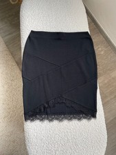 Jupe noire moulante d'occasion  Cournon-d'Auvergne