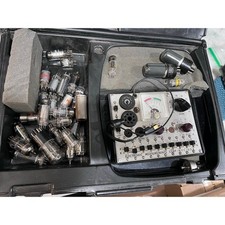 Testador de tubo de vácuo antigo EMC modelo 211 com lote misto de tubos – funcionando com manual comprar usado  Enviando para Brazil