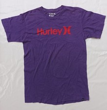 Camiseta Vintage Y2K Hurley Logotipo Vermelho Roxo Estilo Skate Surf Tamanho Médio comprar usado Camiseta Vintage Y2K Hurley Logotipo Vermelho Roxo Estilo Skate Surf Tamanho Médio comprar usado  Enviando para Brazil