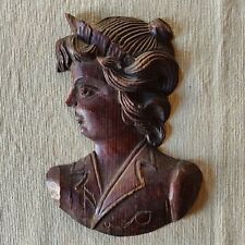 Mezzobusto donna scolpito usato  Spoleto