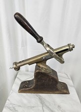 Saca-rolhas antigo de parede abridor de garrafa cerveja/vinho anos 1890/1900 utensílios de bar comprar usado  Enviando para Brazil