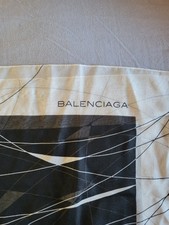 Foulard balenciaga usato  Missaglia
