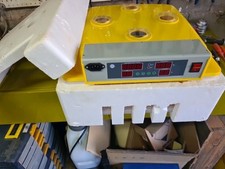 Incubatrice uova automatica usato  Seniga