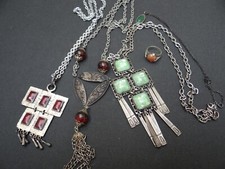 Lot colliers sautoir d'occasion  Roubaix