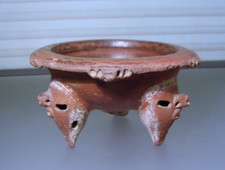 Pre columbian tripod for sale  Huguenot