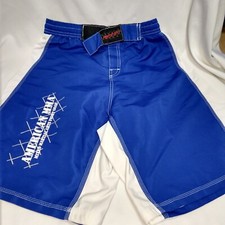 Shorts AMERICAN MMA Fight Gear 38 azul com logotipo bordado branco náilon, usado comprar usado  Enviando para Brazil