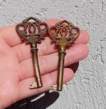 Antique key keys d'occasion  Expédié en Belgium