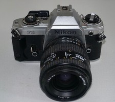 Nikon d'occasion  La Celle-Saint-Cloud