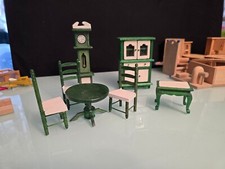 Various doll house for sale  BASINGSTOKE