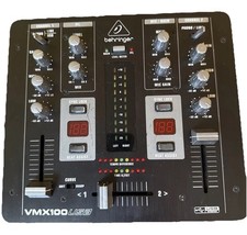 Behringer Pro Mixer | Black VMX100USB Mixer DJ de 2 Canais | Beats | Sons | DJ comprar usado Behringer Pro Mixer | Black VMX100USB Mixer DJ de 2 Canais | Beats | Sons | DJ comprar usado  Enviando para Brazil