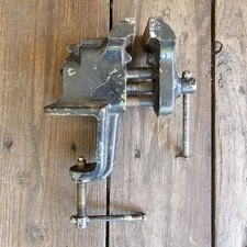 2.5 clamp table for sale  Sebring