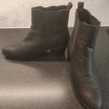 Dune boots for sale  MIDDLESBROUGH