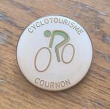 Insigne cyclotourisme cournon d'occasion Insigne cyclotourisme cournon d'occasion  Saint-Pierre-d'Oléron