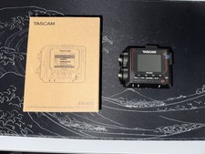 Tascam av2 compact usato  Spedire a Italy