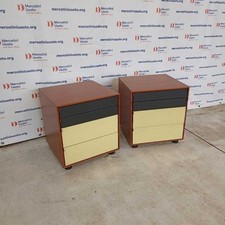 Coppia comodini design usato  Cambiago