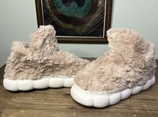 Faux fur slippers for sale  Wethersfield