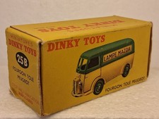 Dinkytoys peugeot d3a d'occasion  Six-Fours-les-Plages