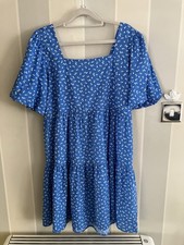 Pretty blue floral for sale  CARDIFF