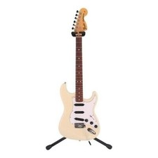 Guitare électrique fender d'occasion Guitare électrique fender d'occasion  Expédié en France