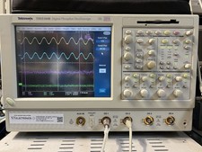 Tektronix tds5104b oscilloscop for sale  GLOUCESTER