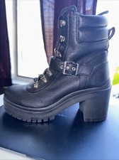 Guess canaly platform for sale  Holmdel