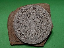 CALENDÁRIO ASTECA artesanal de gesso em relevo elevado com imagens intrincadas.5,5" de largura comprar usado  Enviando para Brazil