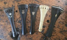 Usado, 4 tailpieces de violino tamanho completo com incrustações, 1 tailpiece de osso esculpido 3 13/16 polegadas comprar usado  Enviando para Brazil