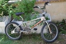 Mongoose bike 25th d'occasion  Noisy-le-Grand