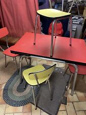 Table chaise formica d'occasion  Laigneville