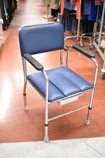 Sedia comoda blu usato Sedia comoda blu usato  Susegana