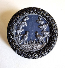Antique button 25mm d'occasion  Expédié en Belgium