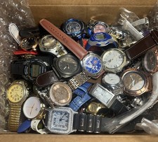 GRANDE LOTE DE RELÓGIOS 10 LB 3 oz - Várias marcas que mais só precisam de baterias comprar usado GRANDE LOTE DE RELÓGIOS 10 LB 3 oz - Várias marcas que mais só precisam de baterias comprar usado  Enviando para Brazil