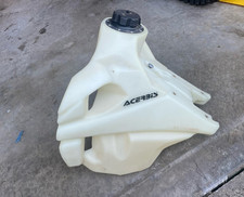 Acerbis 4.0 gal for sale  El Dorado Hills