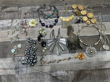 Lot wearable jewelry for sale  Fruitland Park