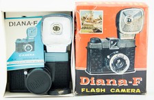 Diana flash camera usato  Cormano