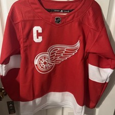 Adidas Detroit Red Wings tamanho P/M Steve Yzerman comprar usado  Enviando para Brazil
