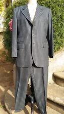 Costume gris marc d'occasion  Seraincourt