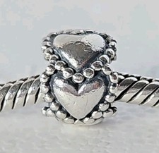 Ciondolo bracciale pandora usato Ciondolo bracciale pandora usato  Spedire a Italy