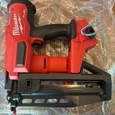 Milwaukee 3020 m18 d'occasion  Expédié en Belgium