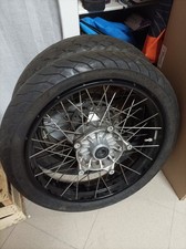 Moto: pneumatici e cerchi usato  Italia