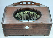 CAIXA DE PÃO DE MADEIRA VINTAGE JANELA DE VIDRO FAZENDA RÚSTICA PAÍS CHARME FRETE GRÁTIS comprar usado CAIXA DE PÃO DE MADEIRA VINTAGE JANELA DE VIDRO FAZENDA RÚSTICA PAÍS CHARME FRETE GRÁTIS comprar usado  Enviando para Brazil