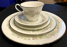 Usado, Oxford por Lenox Tenderly 5 peças configuração(ões) de lugar excelente estado feito nos EUA comprar usado  Enviando para Brazil