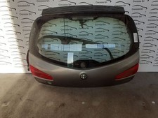 Cofano posteriore alfa usato  Pordenone