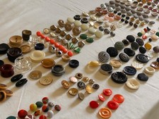 Lotto bottoni vintage usato  San Donato Milanese