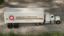 ertl toy trucks for sale  Van Wert