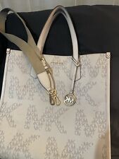 Michael kors bag for sale  New Castle